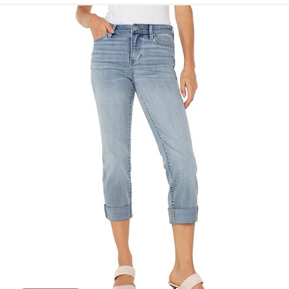 Liverpool Charlie Crop Lightwash Blue Jeans